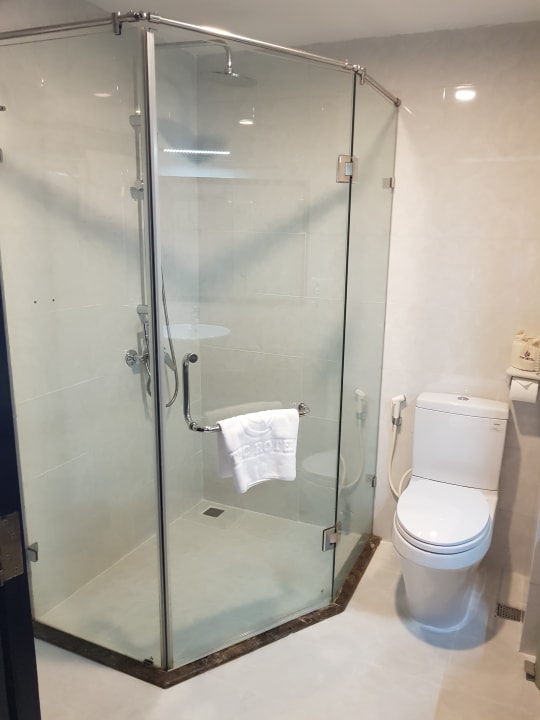 Dusche TTC Hotel - Premium Can Tho