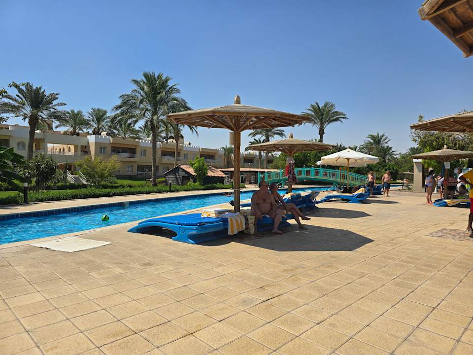 Pool Golden Beach Resort