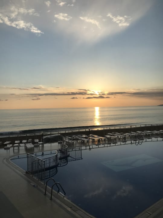 Pool Aska Hotel Just in Beach