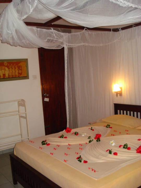 Kreative Bettdekoration Hotel Sri Lanka Ayurveda Garden & Shakti Villa