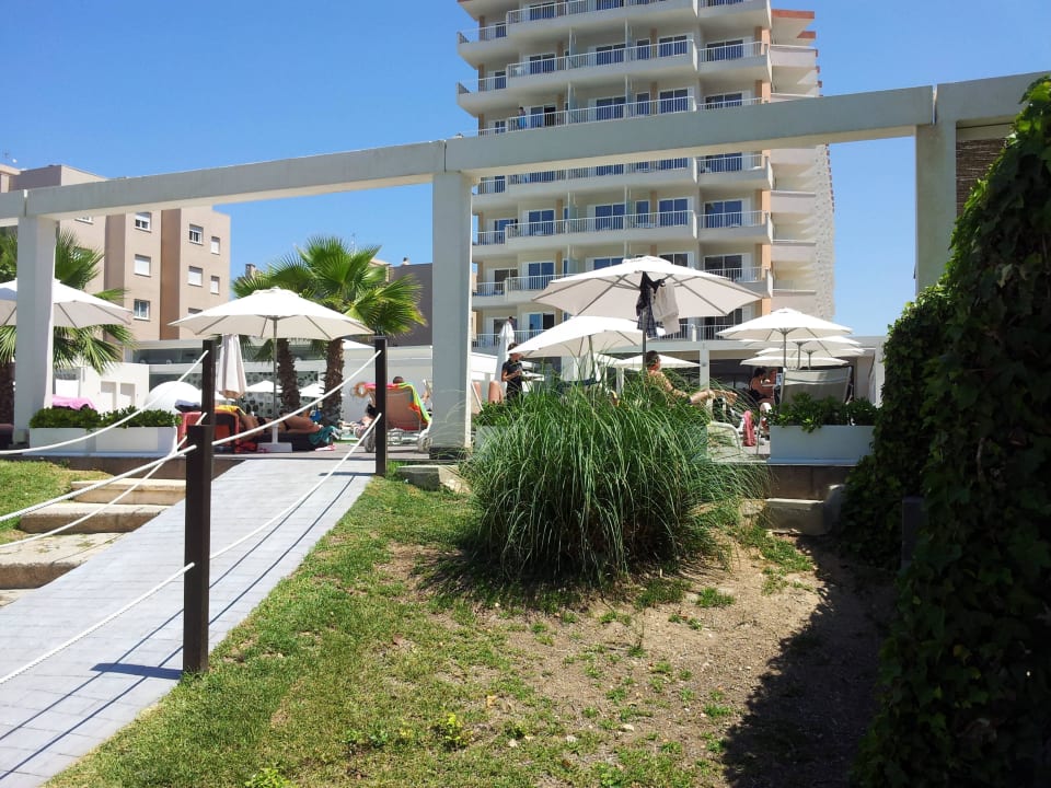 Blick auf Hotel BG Hotel Caballero