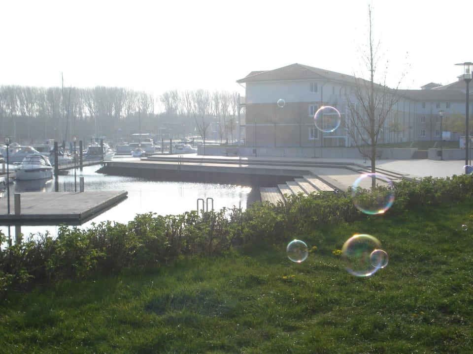 Ausblick von unserer Terrasse BEECH Resort Boltenhagen