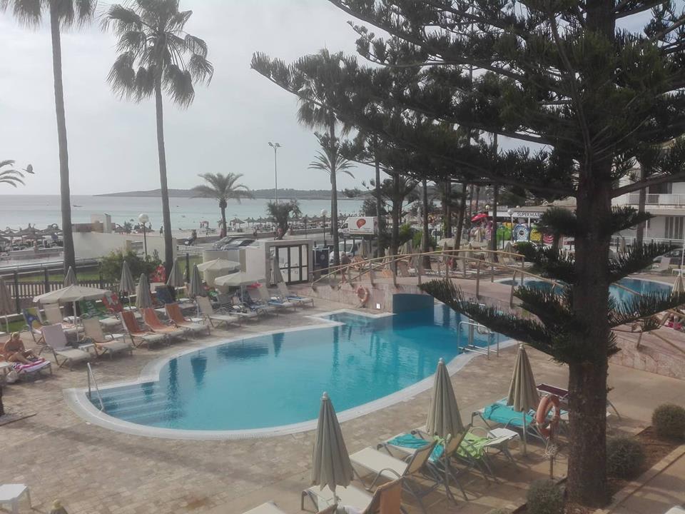 Pool CM Playa del Moro