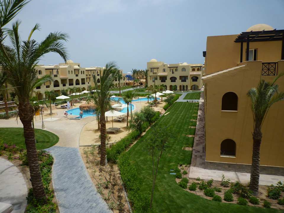 Einer der Pool mitten in der Anlage Stella Garden Resort & Spa, Makadi Bay
