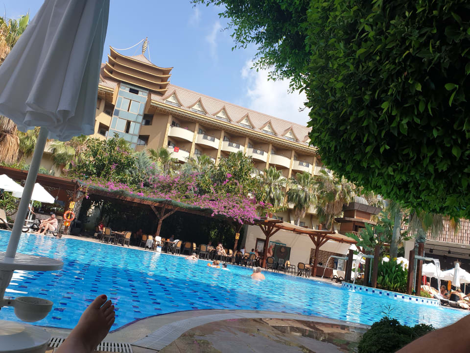 Pool Port Side Resort Hotel