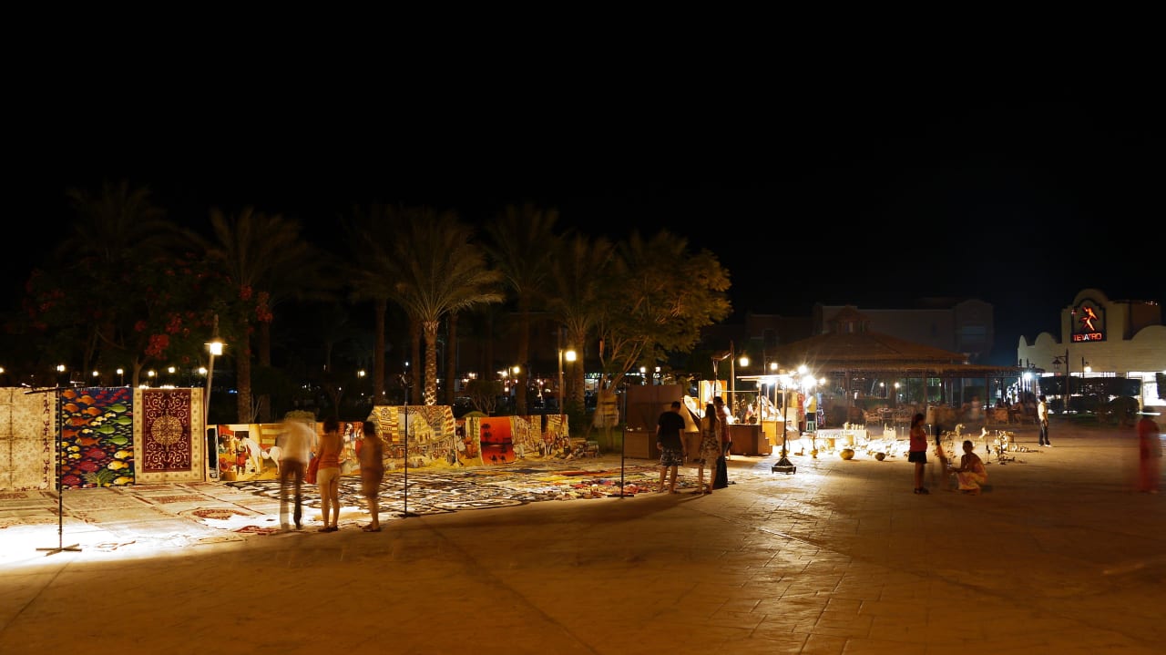 Večerní nákupy v hotelu Sentido Caribbean World Soma Bay