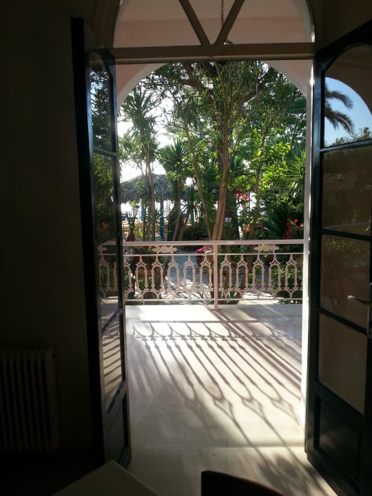 Guten Morgen Porto Koukla Beach