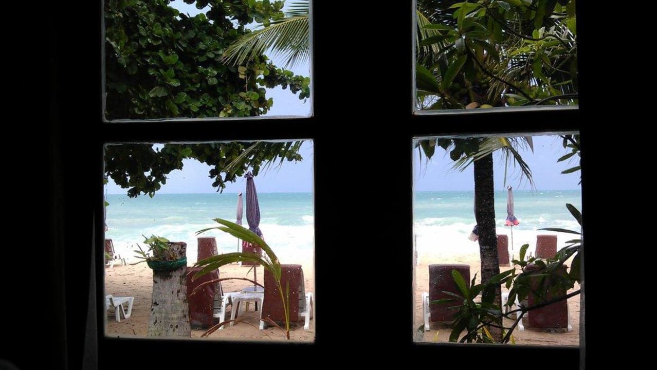 Ausblick vom Bett  The Fair House Beach Resort
