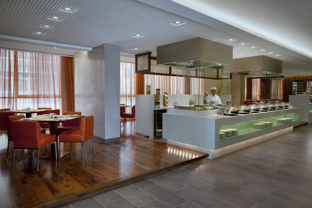 C.taste restaurant budget buffet Abu Dhabi Centro Al Manhal