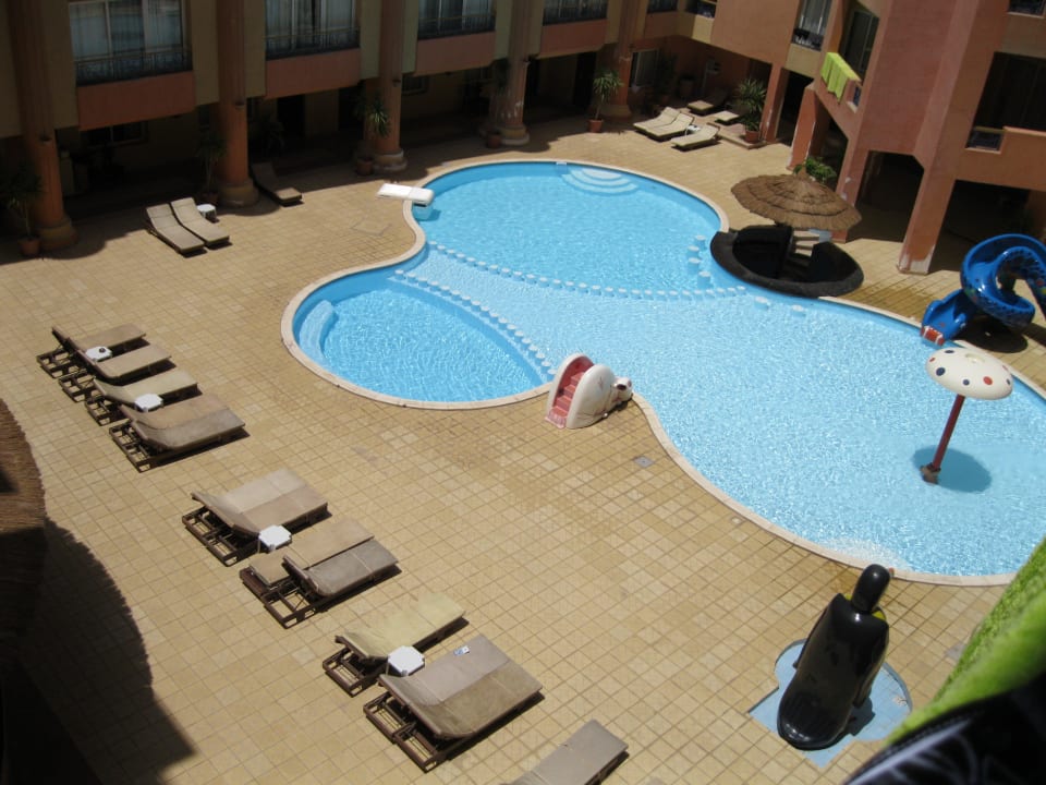 Вид из окна Seagull Beach Resort