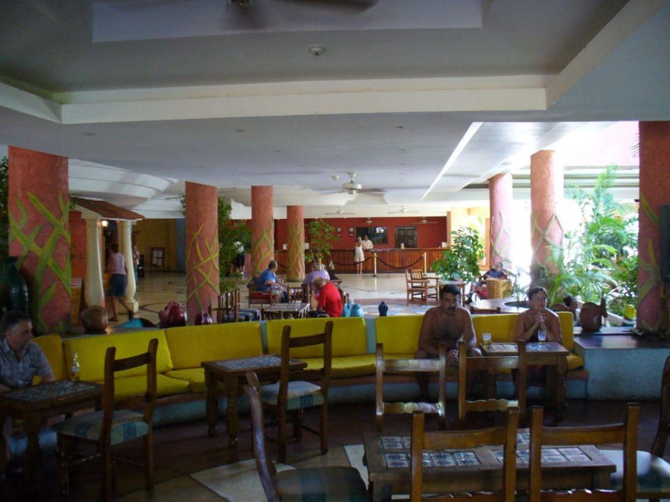 Lobby Hotel Costa Caribe Beach