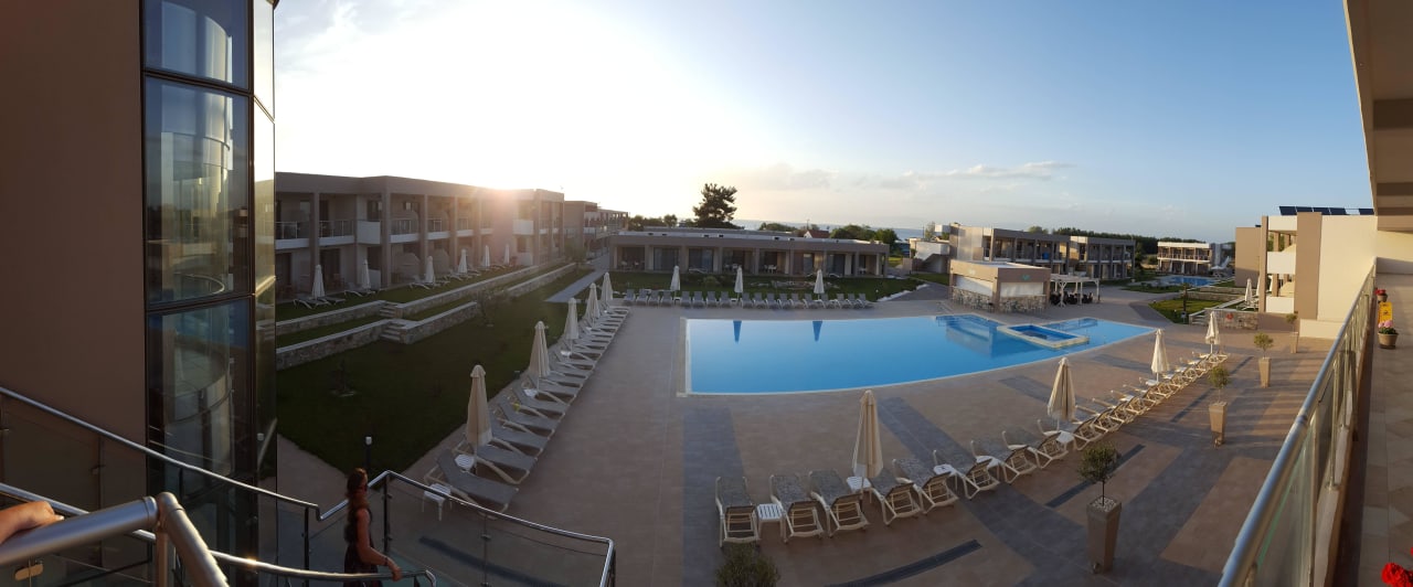 Pool Alea Hotel & Suites