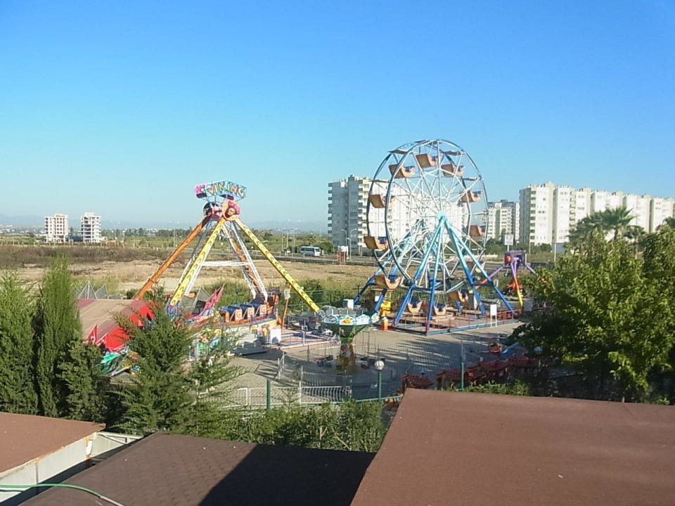 Hotel - Luna Park (kostenlos) Saturn Palace Resort Hotel