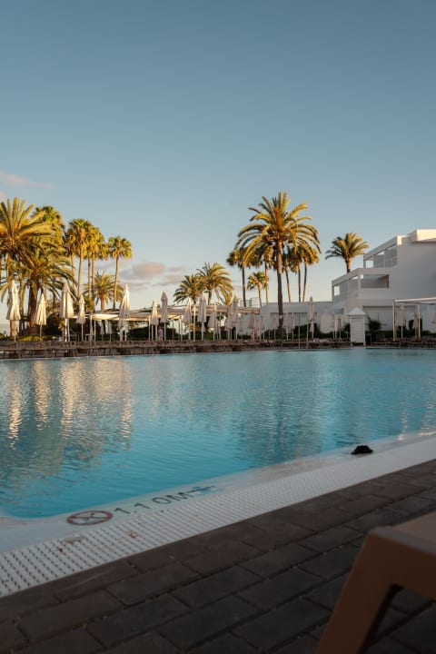 Pool Hotel Riu Paraiso Lanzarote