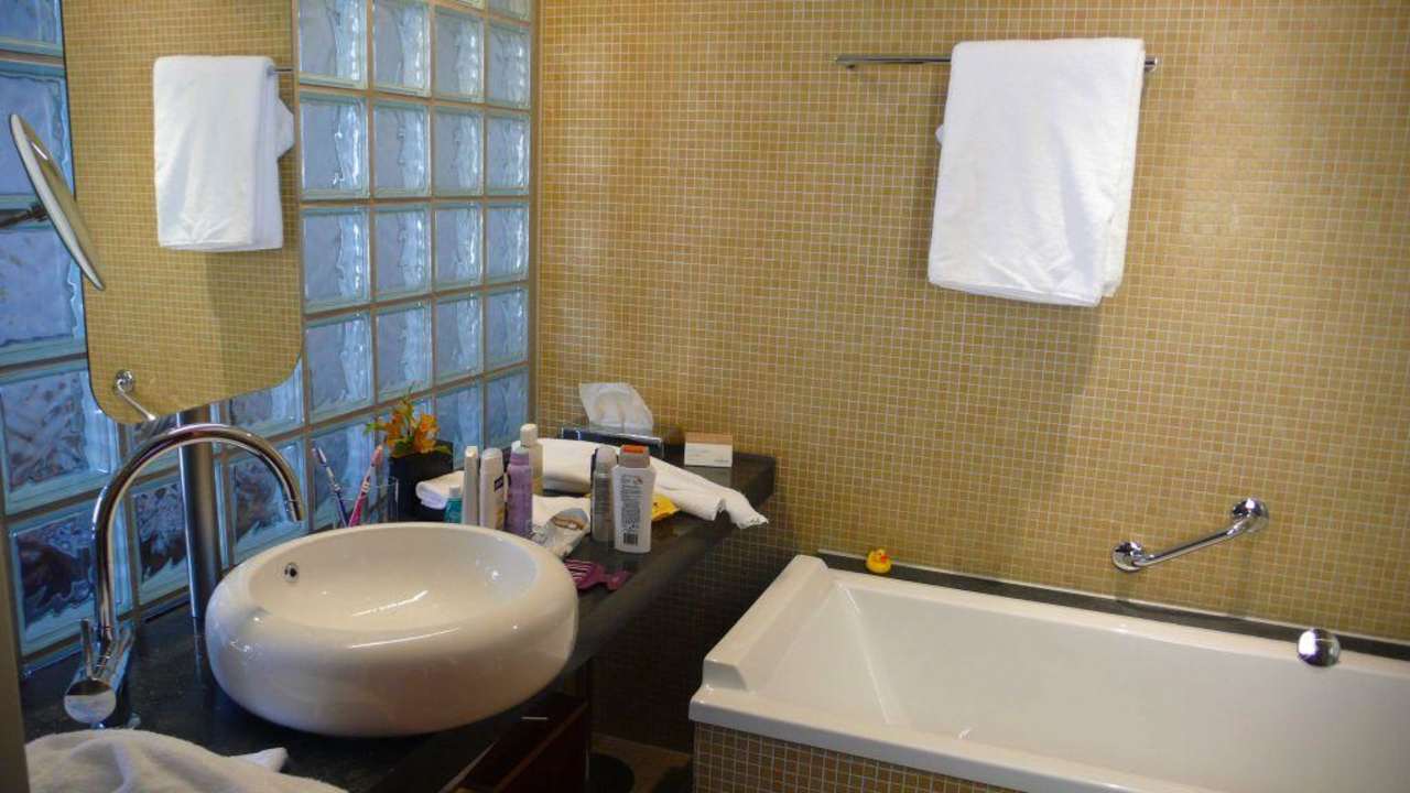Bad im Mövenpick Mövenpick Hotel Berlin