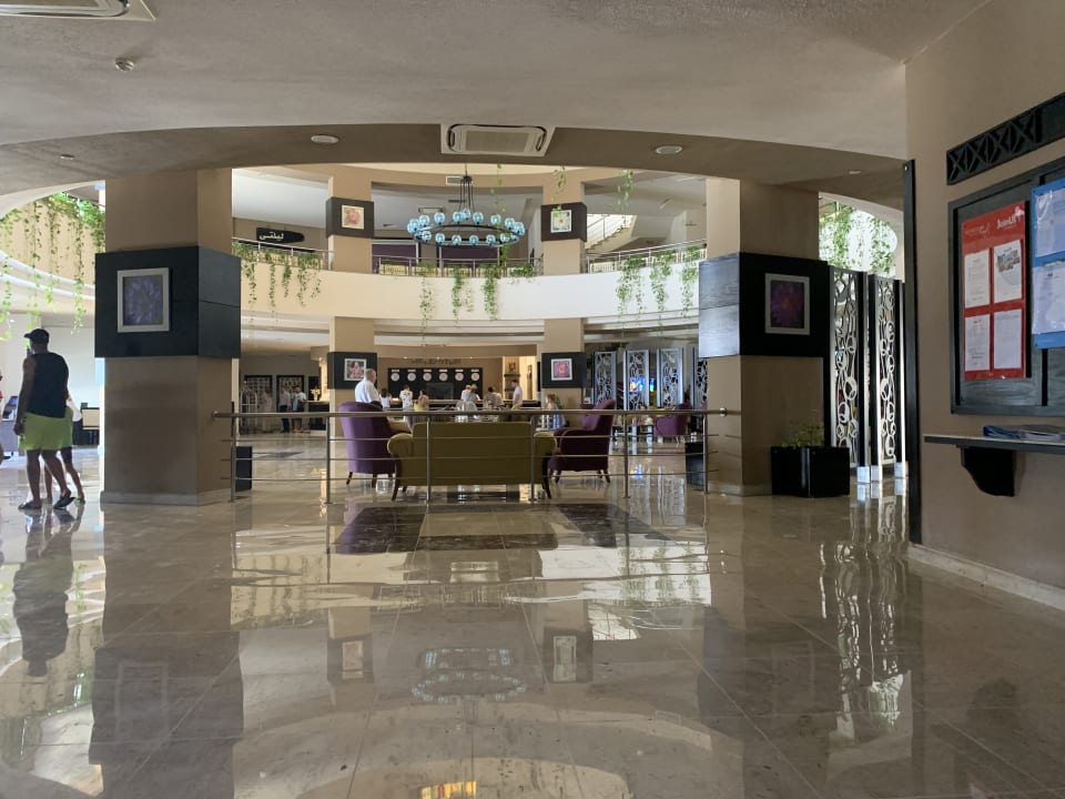 Lobby El Karma Aqua Beach Resort
