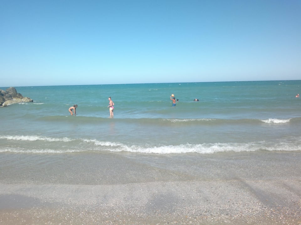 Blick vom Hotelstrand aufs Meer Hotel Mercedes