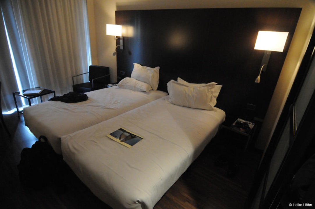 Hotelzimmer, Doppelbett Hotel AC Ciutat de Palma