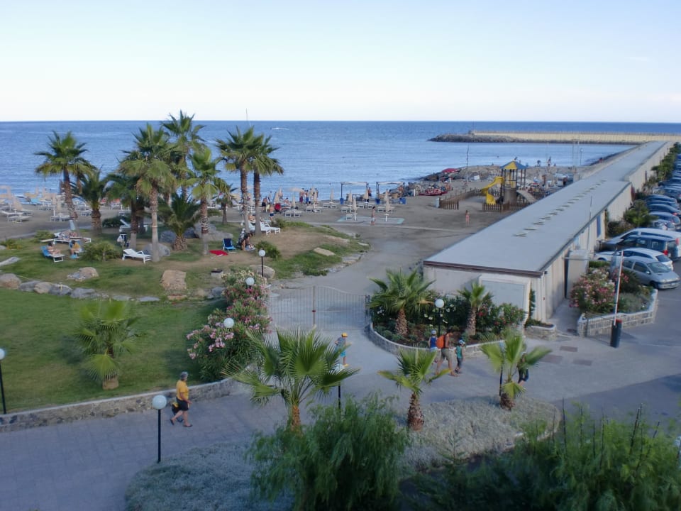 Ausblick vom Balkon Aregai Marina Hotel & Residence
