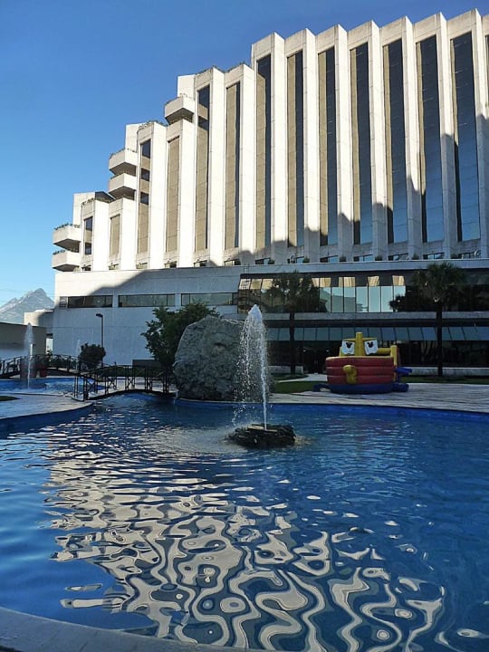 Pool Hotel Presidente InterContinental Monterrey
