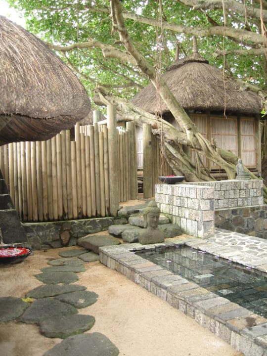Wellness Anlage innen Canonnier Beachcomber Golf Resort & Spa