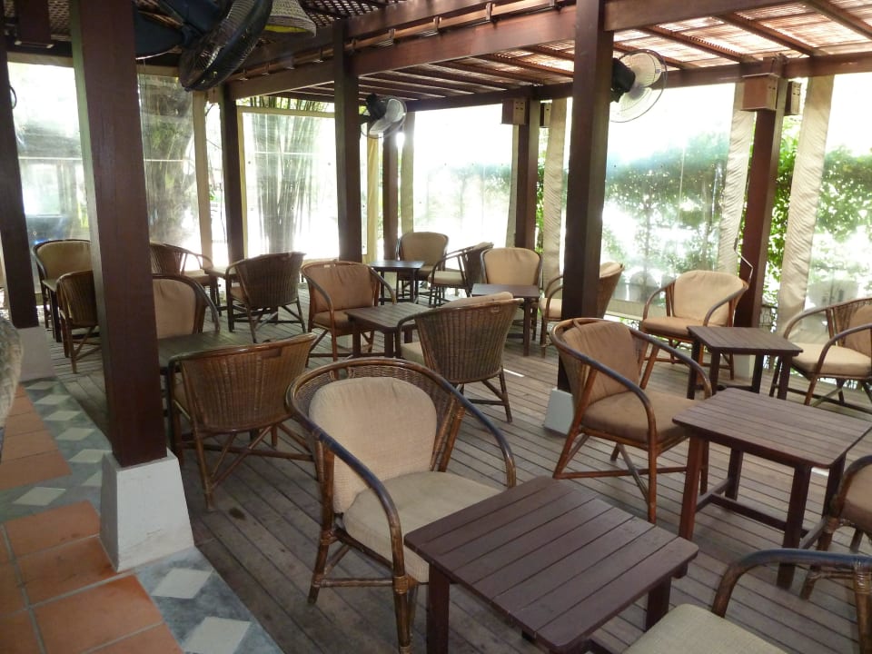 Big Tree Bar Khaolak Bhandari Resort & Spa