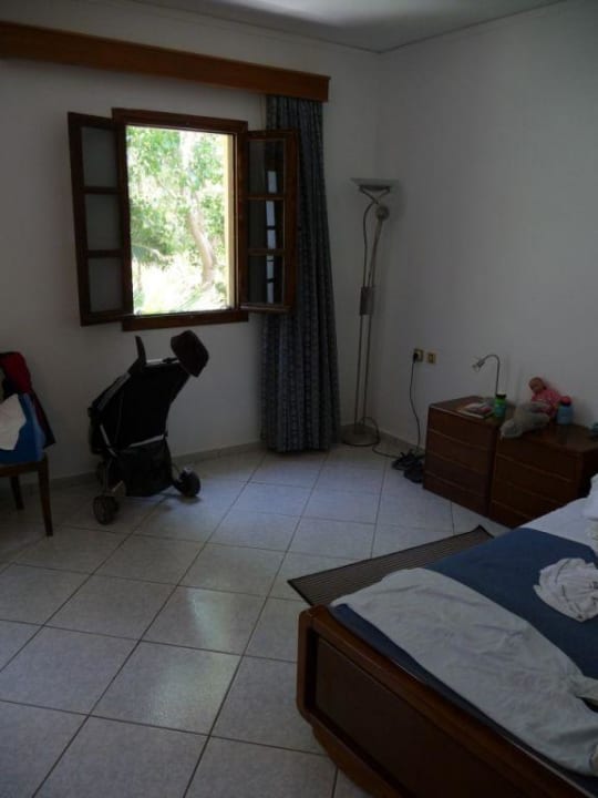 Schlafzimmer 1 Atlantica Marmari Beach
