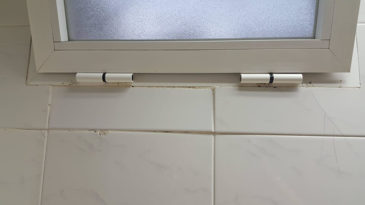 Kaputt und Schimmel  Flipflop Cala Romantica