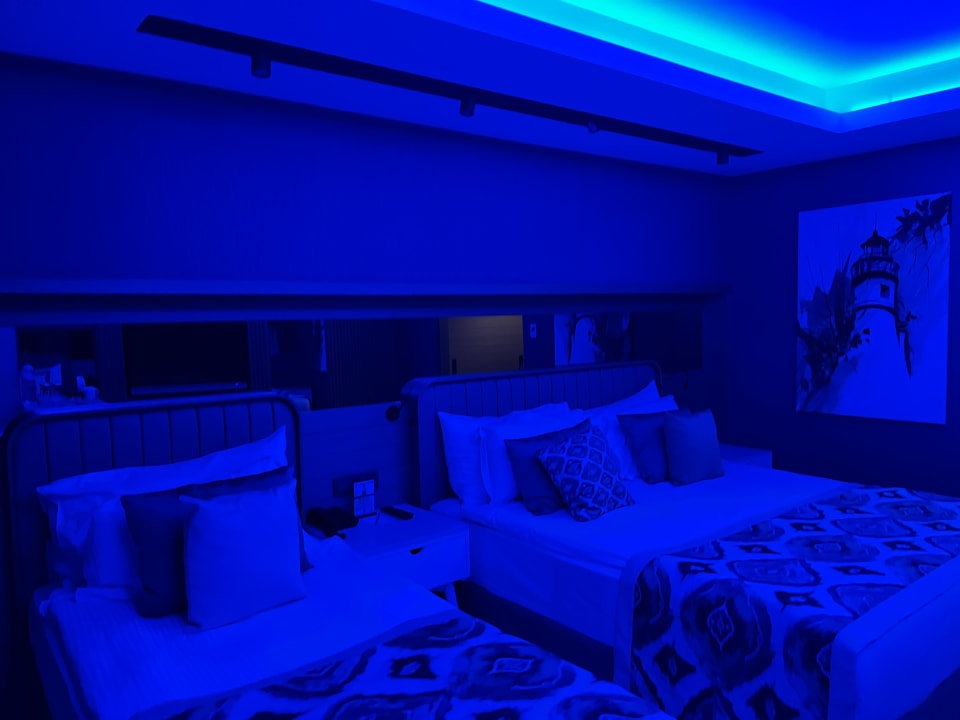 Zimmer Royal Wings Hotel