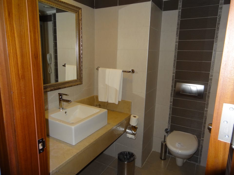 Sauberes Bad Seaden Sea World Resort & Spa
