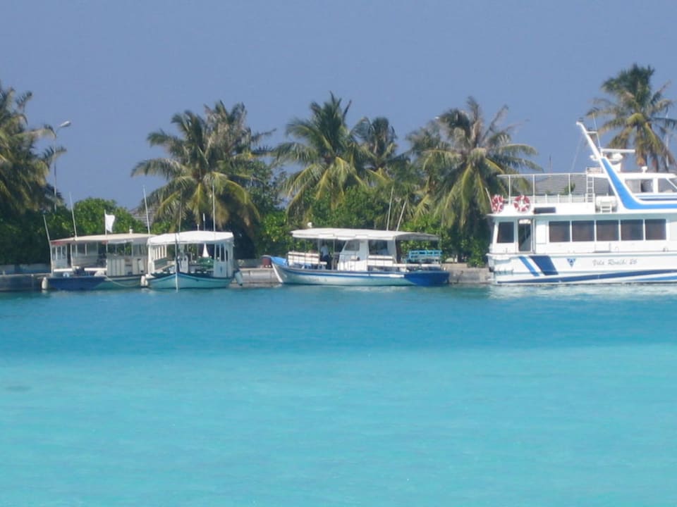 Hier kommt man an und fährt wieder ab Villa Park Sun Island