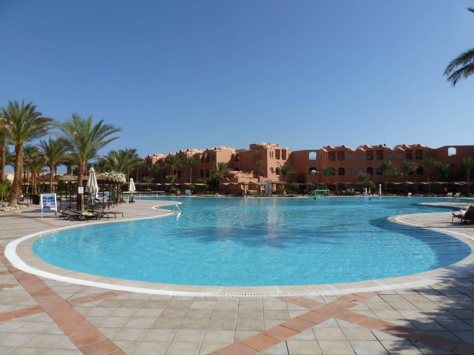 Poolanlage                                         Jaz Makadi Oasis Resort