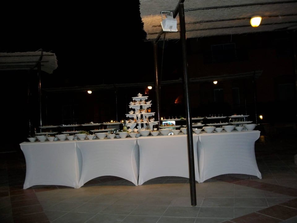 Köstliches Büffet Jaz Makadi Oasis Resort