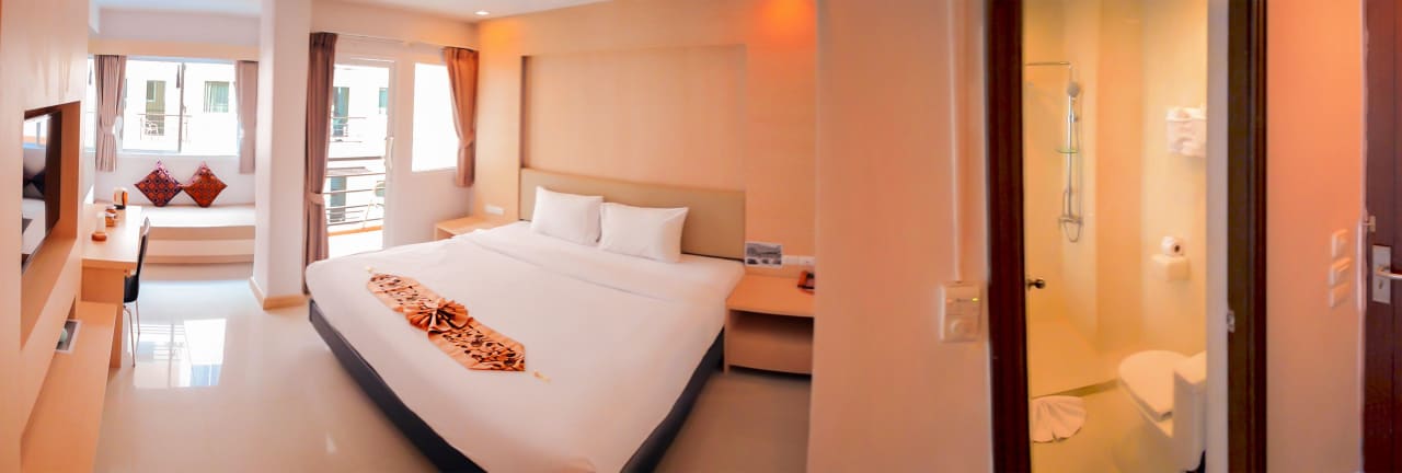 Deluxe King Room Hotel Andatel Grandé Patong Phuket