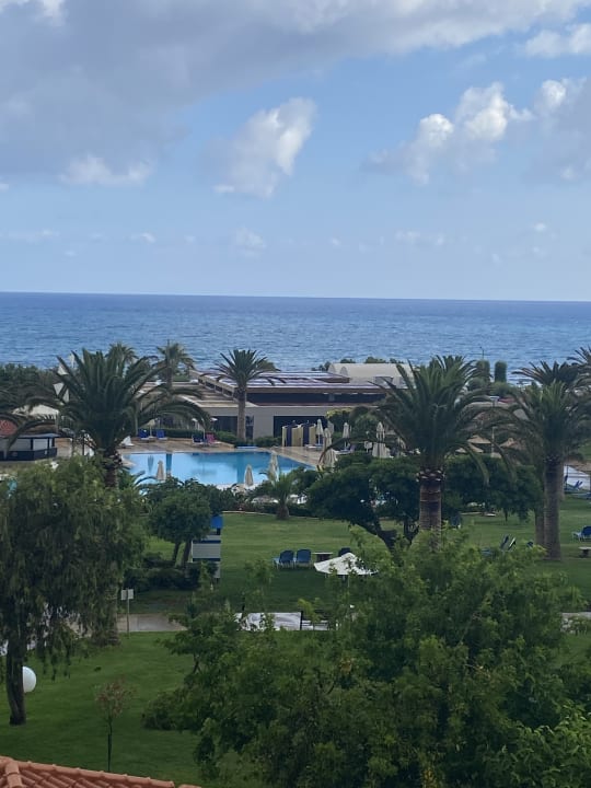 Zimmer Anissa Beach & Village