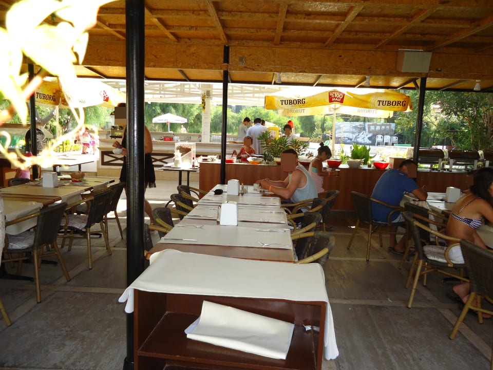 Nicht viel Auswahl am Büffet  Dogan Paradise Beach