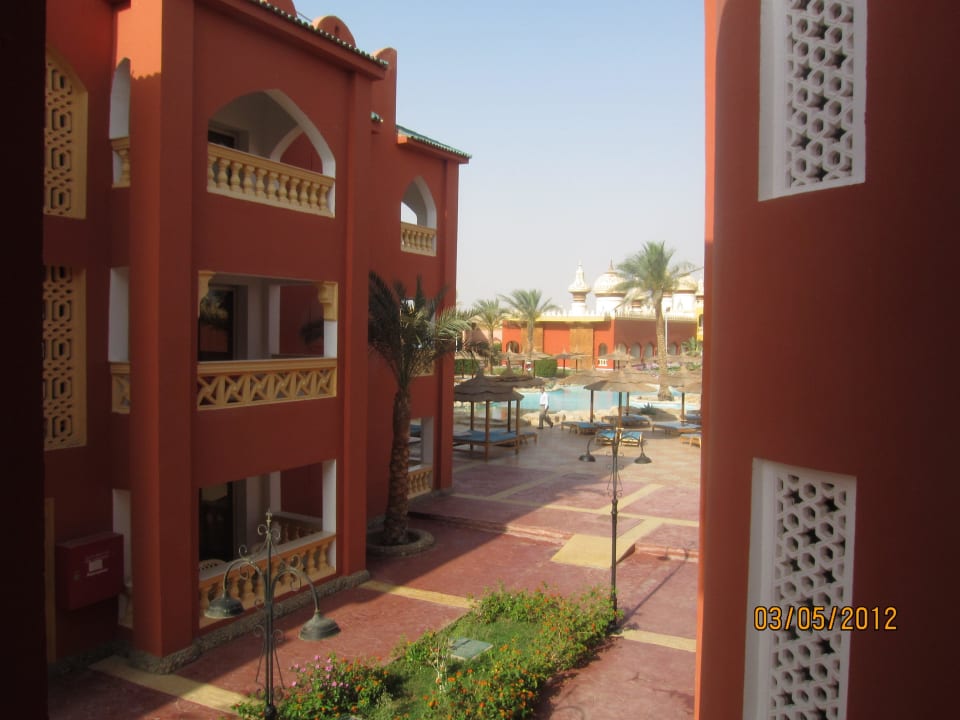 Вид из номера Pickalbatros Alf Leila Wa Leila Resort - Neverland Hurghada