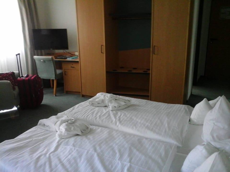 Schreibtisch und Fernsehecke Vitalotel Roonhof