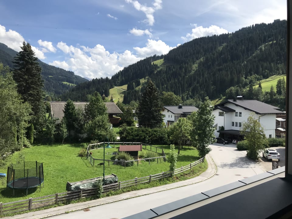 Ausblick Familien- & Wanderhotel Erika