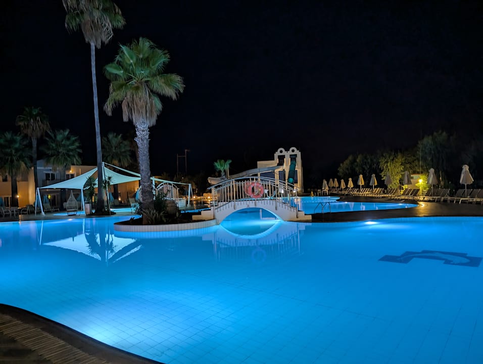 Pool Atlantica Marmari Beach