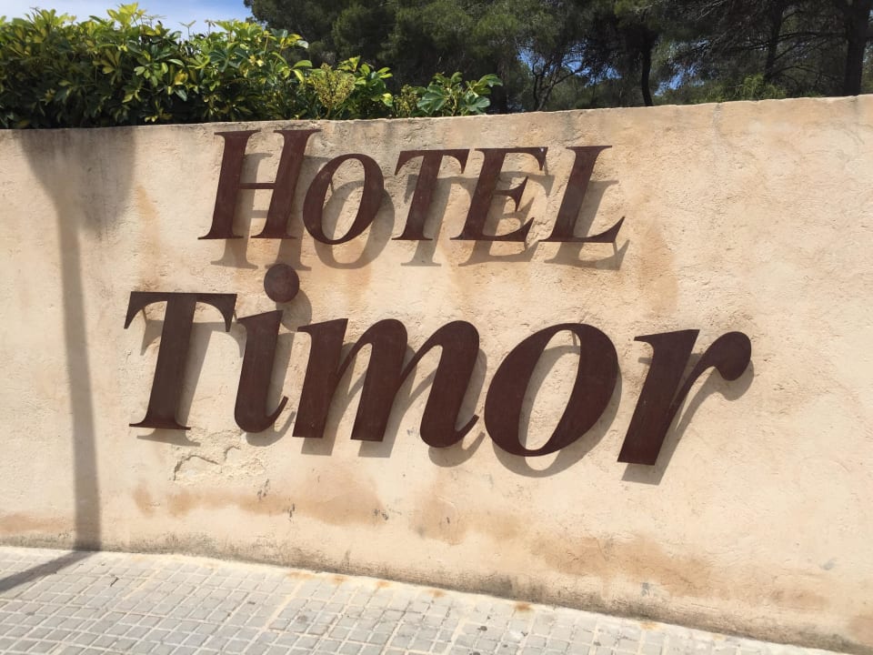 Rückwärtiger Eingang  Hotel Timor