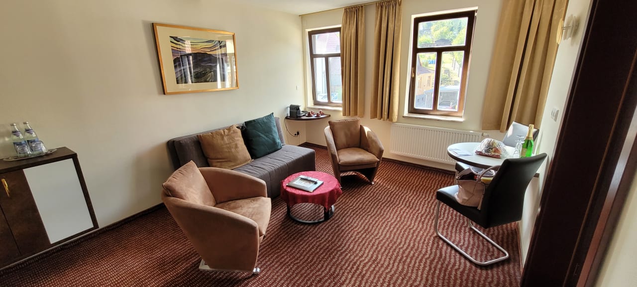 Zimmer Hotel & Gasthaus Goldener Hirsch