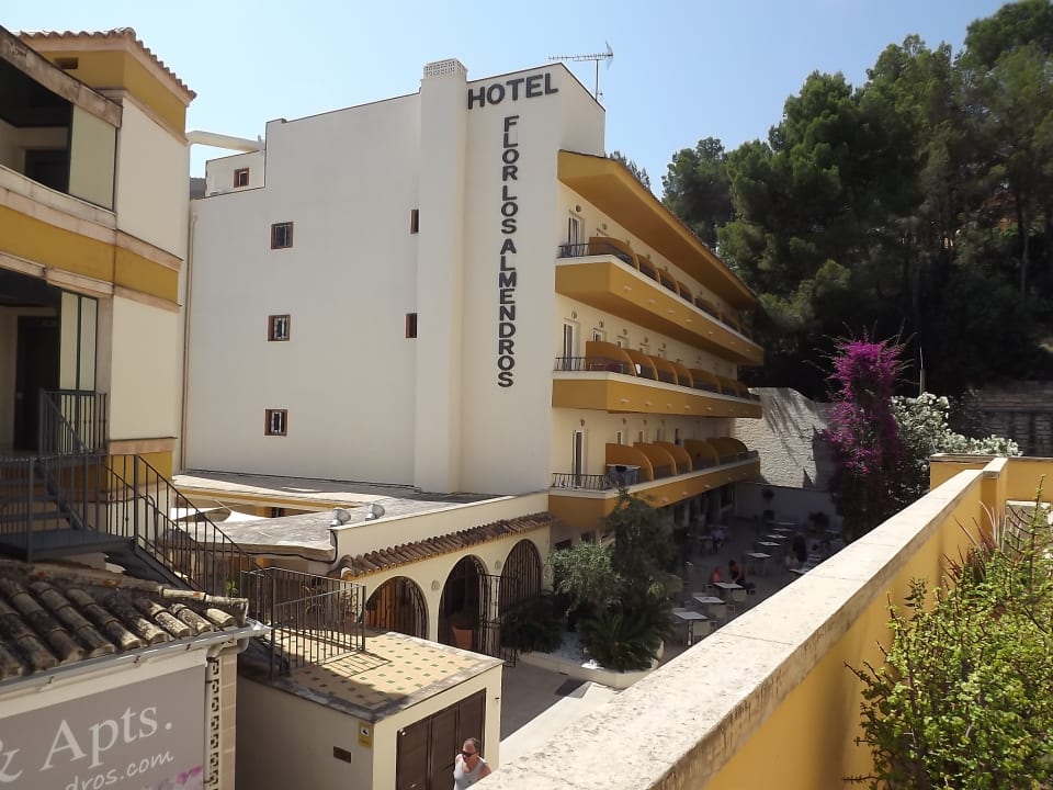 Außenansicht FLOR los Almendros Apartamentos