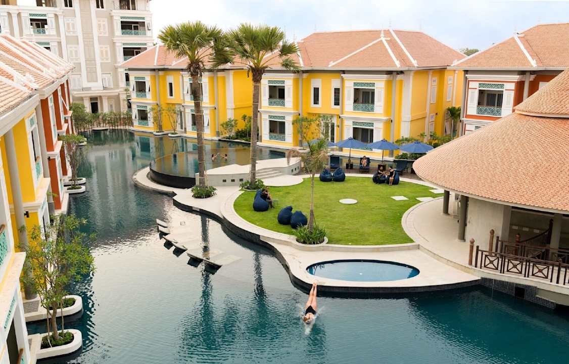 Pool Memoire Palace Resort & Spa