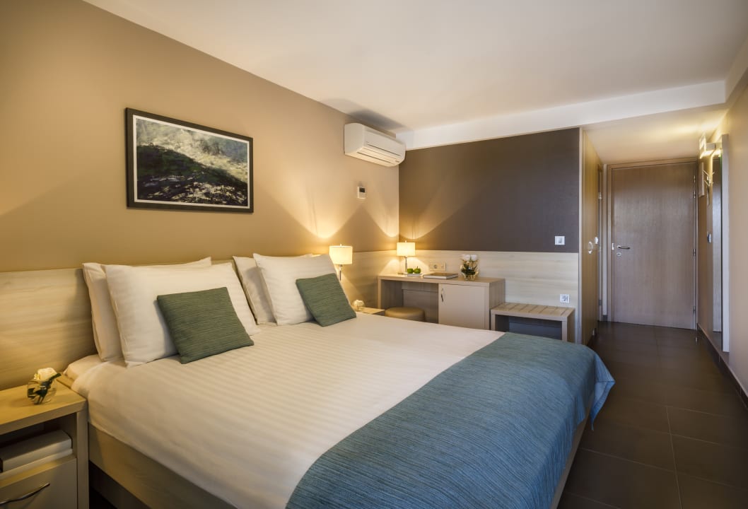 Zimmer Lopar Family Hotel