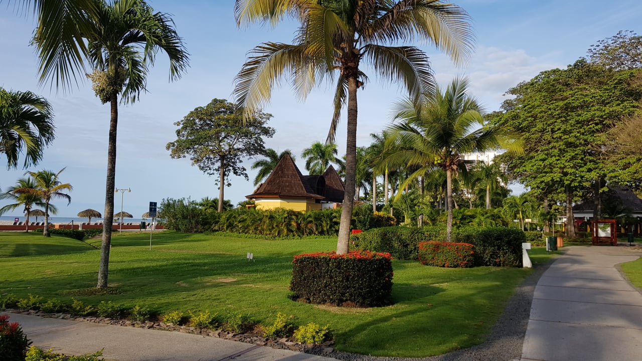 Gartenanlage Grand Decameron Panama, A Trademark All Inclusive Resort