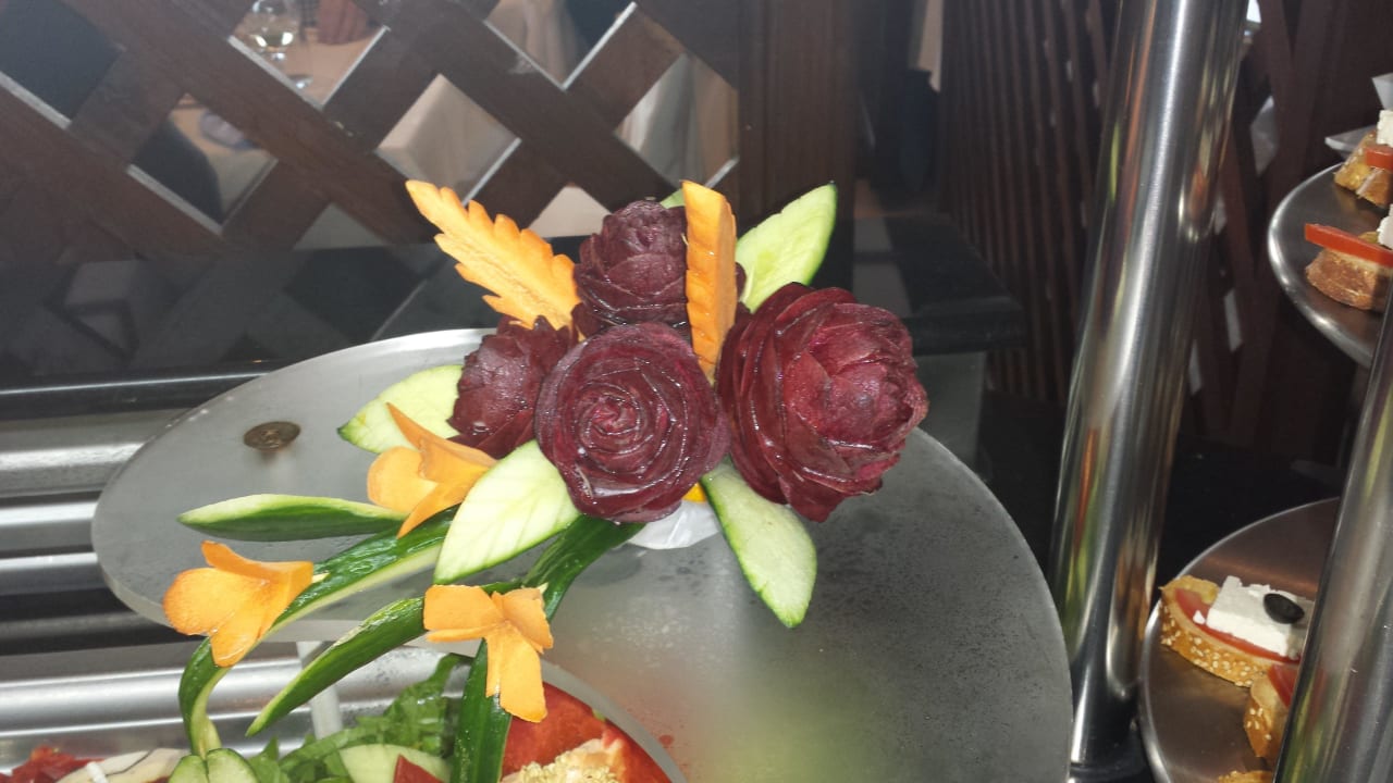 Ein hübscher Strauß Hotel Kalithea Horizon Royal