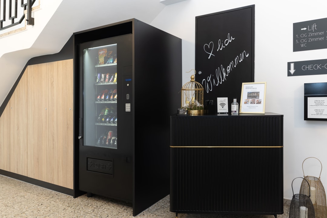 Gastro Self-Check-in Hotel Vino Q Zistersdorf