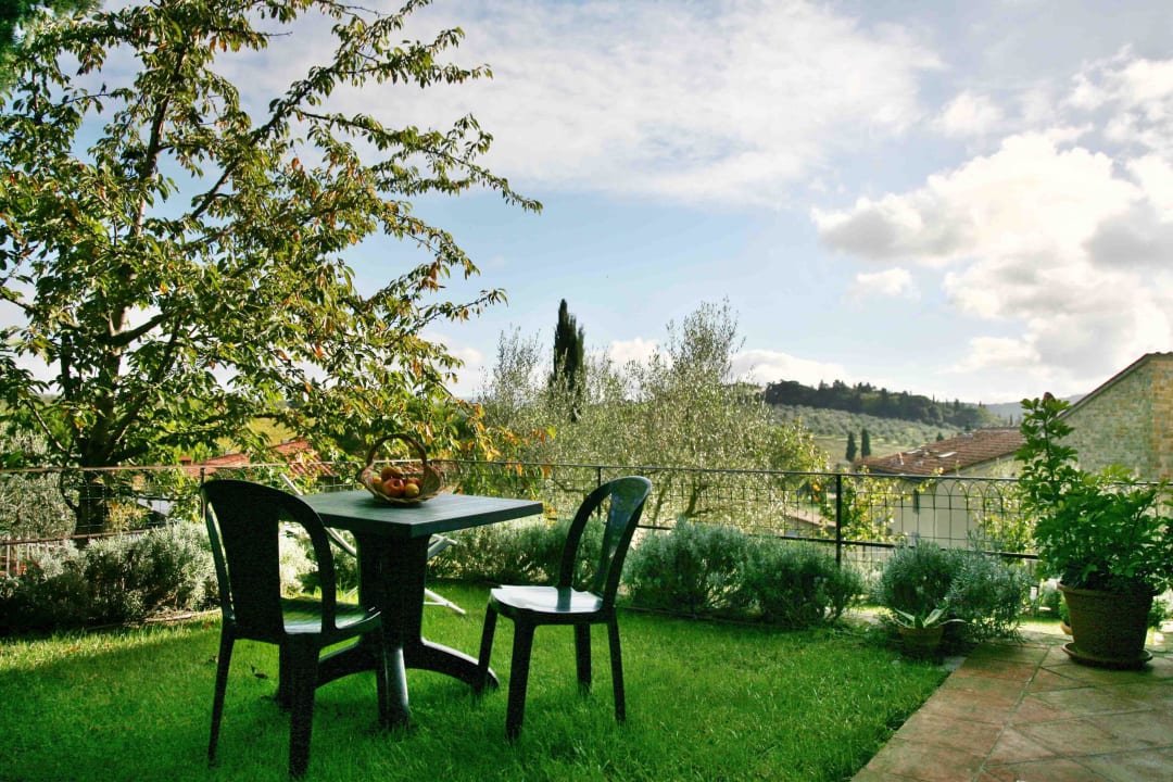 Petrarca apartment - outdoor area/garden La Compagnia del Chianti