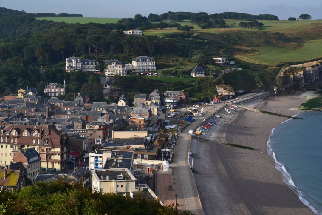 Hotel Dormy House - Blick vom Gegenfelsen Hotel Le Dormy House